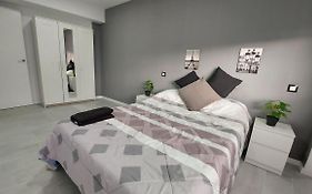 Madrid Apartment Numancia